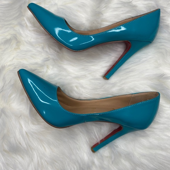 Christian Louboutin So Kate Pumps - Picture 5 of 6
